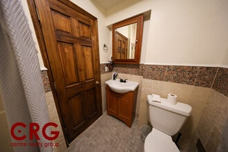 23 Indiana Ter, Unit #1 in Newton, MA - Building Photo - Building Photo