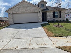 5409 Pagewood Dr in Denton, TX - Building Photo - Building Photo