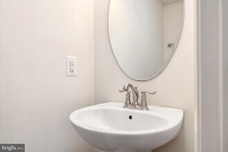 7627 Hamilton Xing in Severn, MD - Building Photo - Building Photo