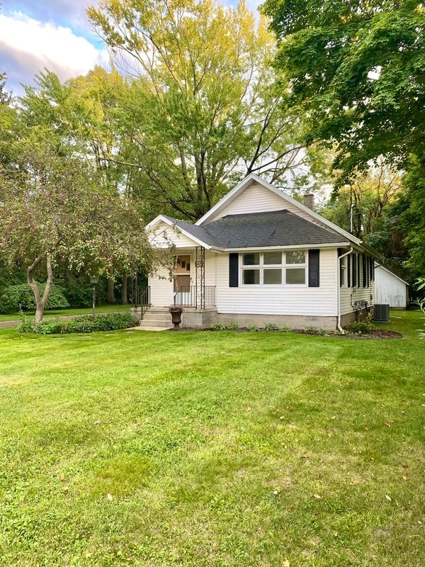 property at 3425 W Milham Ave