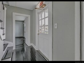 27 Nichols Ave in Stratford, CT - Building Photo - Building Photo