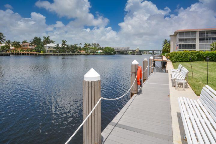 1920 S Ocean Blvd in Delray Beach, FL - Foto de edificio