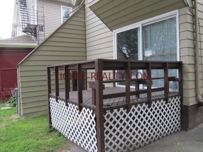 300 Meigs St in Rochester, NY - Building Photo - Building Photo