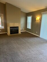 210 Reflections Dr, Unit 26 in San Ramon, CA - Building Photo - Building Photo
