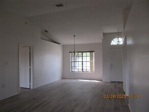 307 Drake Elm Dr in Kissimmee, FL - Building Photo - Building Photo