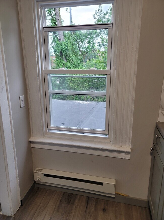 205 N Clinton St in East Orange, NJ - Building Photo - Building Photo