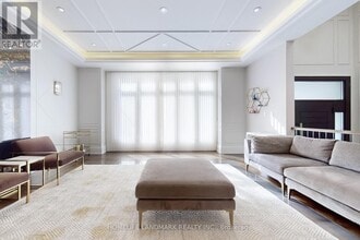 120 Byng Ave in Toronto, ON - Building Photo - Building Photo