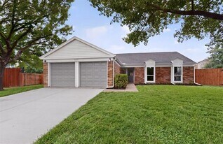 5329 Baker Ct in Flower Mound, TX - Building Photo