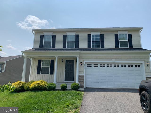property at 6906 Lunette Ln