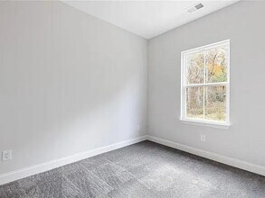 517 Hardy Dr in Acworth, GA - Building Photo - Building Photo