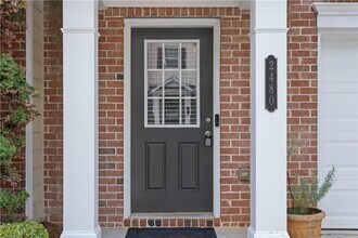 2480 Ivey Crest Cir in Tucker, GA - Building Photo - Building Photo