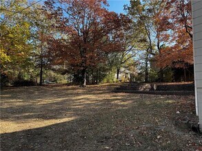610 N Olive Ave in Fayetteville, AR - Building Photo - Building Photo
