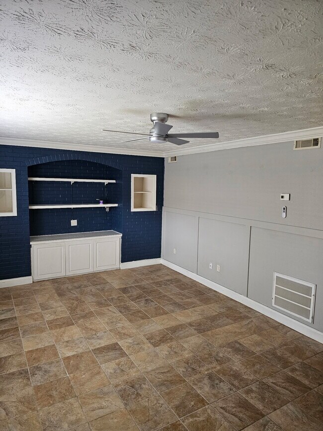 property at 5357 Hansel Ave