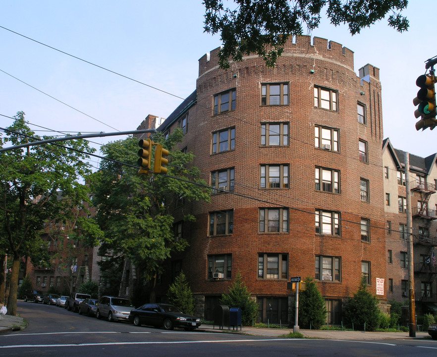 3451 Giles Pl in Bronx, NY - Foto de edificio