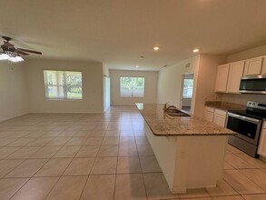 956 Brooklet Dr in Davenport, FL - Building Photo - Building Photo