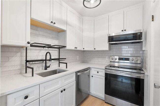 property at 757 Houston Mill Rd NE