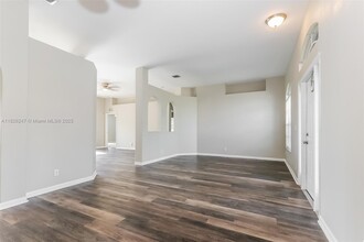 241 SW S Quick Cir in Port St. Lucie, FL - Building Photo - Building Photo