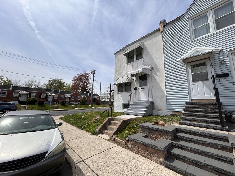 702 Shaw Ave in Lansdale, PA - Building Photo