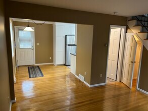 119 E Genesee St in Fayetteville, NY - Building Photo - Building Photo