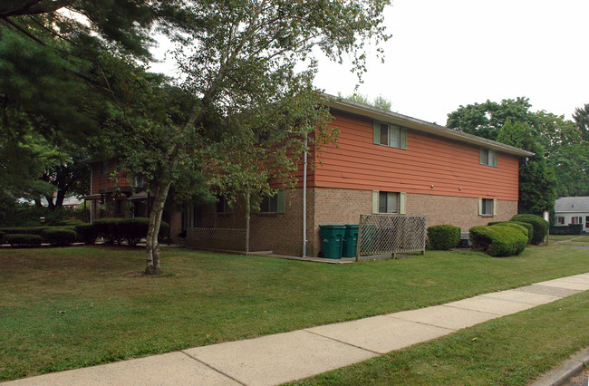 Parkwest Apartments in Allentown, PA - Building Photo - Building Photo