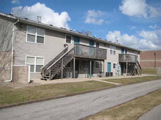 602 Hillview in Normal, IL - Foto de edificio - Building Photo