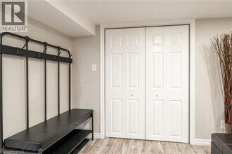 55 Ipswich Rd in Hamilton, ON - Building Photo - Building Photo