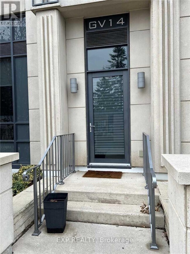 6 Eva Rd in Toronto, ON - Building Photo - Building Photo