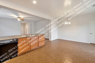 1278 W Stephanie Ln in San Tan Valley, AZ - Foto de edificio - Building Photo