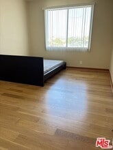 10465 Eastborne Ave in Los Angeles, CA - Building Photo - Building Photo