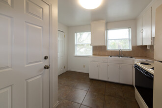 3184 Belden Cir in Jacksonville, FL - Building Photo - Interior Photo