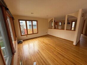1220 Edinboro Dr in Boulder, CO - Foto de edificio - Building Photo