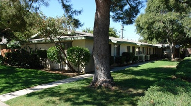 117 N 13th Ave in Upland, CA - Foto de edificio - Building Photo