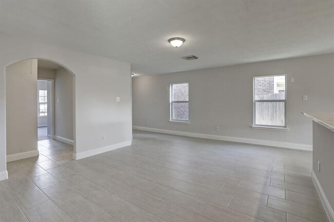 8127 Nagy Hill St in Spring, TX - Foto de edificio - Building Photo