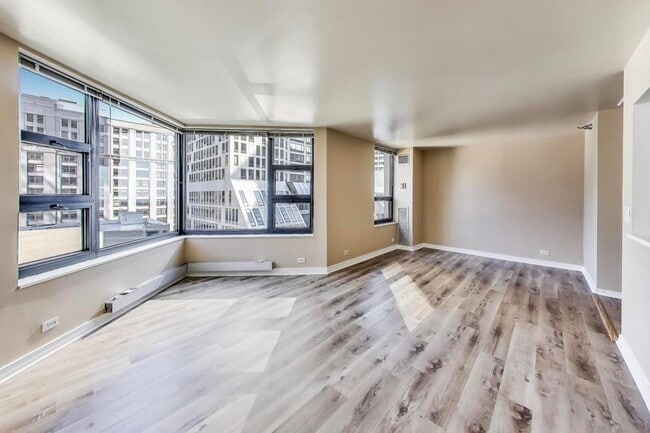 401 E Ontario St in Chicago, IL - Building Photo - Building Photo