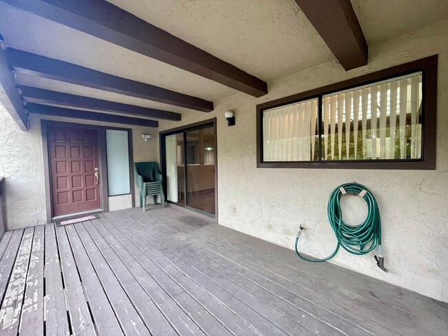 6643 Reservoir Ln in San Diego, CA - Building Photo - Building Photo