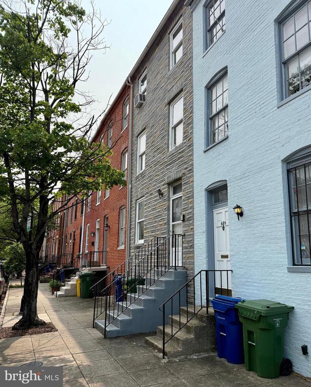 property at 659 Portland St