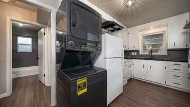 725 Arcadia Pl in Colorado Springs, CO - Building Photo - Building Photo