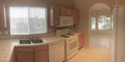 7671 Calle Armonia NE in Albuquerque, NM - Building Photo - Building Photo