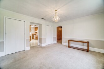 209 Mauldin Ln in Canton, GA - Building Photo - Building Photo