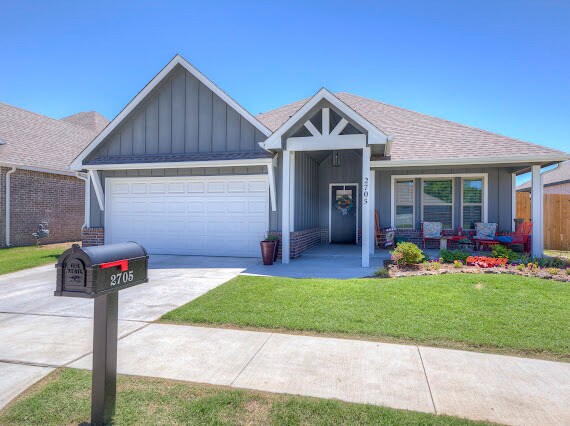 2705 W Madison St in Broken Arrow, OK - Building Photo