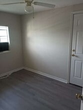 1002 Avenue E, Unit Apt 4 - Upper Left in Haines City, FL - Foto de edificio - Building Photo