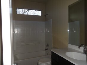 1103 Martin Luther King Dr in San Marcos, TX - Building Photo - Building Photo