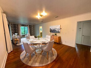 4711 Fairview Dr in Austin, TX - Building Photo - Building Photo