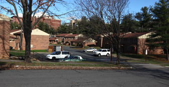 College Hill Apartments