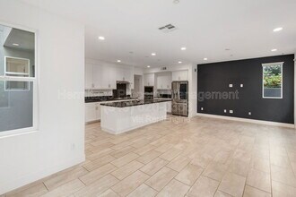 167 Tenor in Irvine, CA - Building Photo - Building Photo