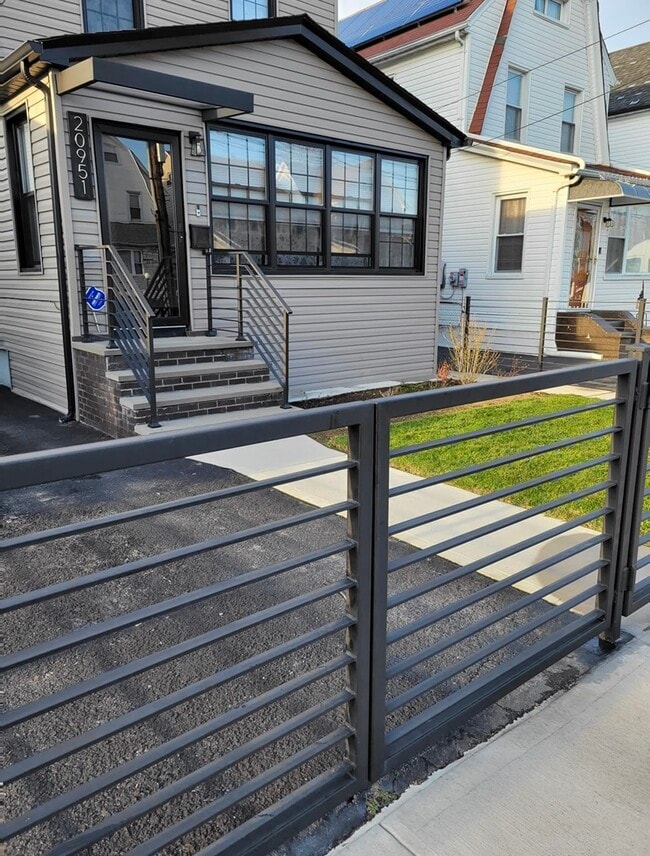 20951 111th Rd in Queens Village, NY - Building Photo - Building Photo