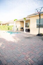 6140 Santa Margarito Dr in Fort Pierce, FL - Building Photo - Building Photo