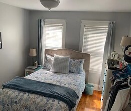 36 Boston Ave, Unit 1 in Somerville, MA - Foto de edificio - Building Photo