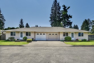 2254 NE 162nd Ave in Portland, OR - Building Photo - Building Photo