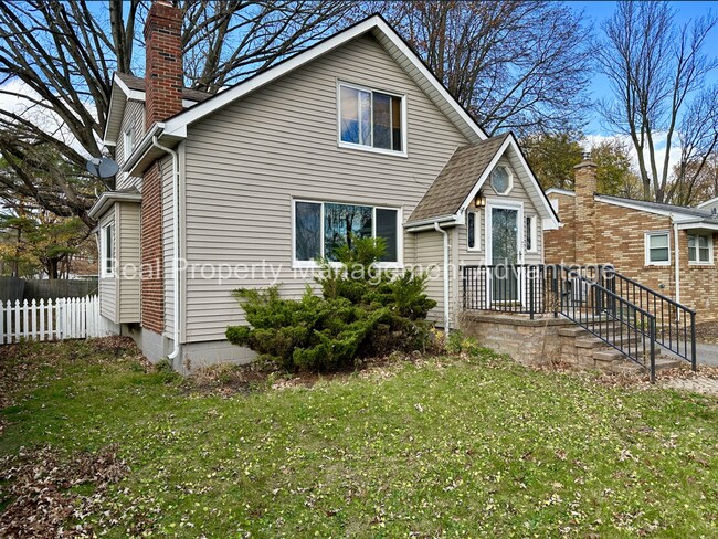 3126 Trafford Rd in Royal Oak, MI - Foto de edificio - Building Photo